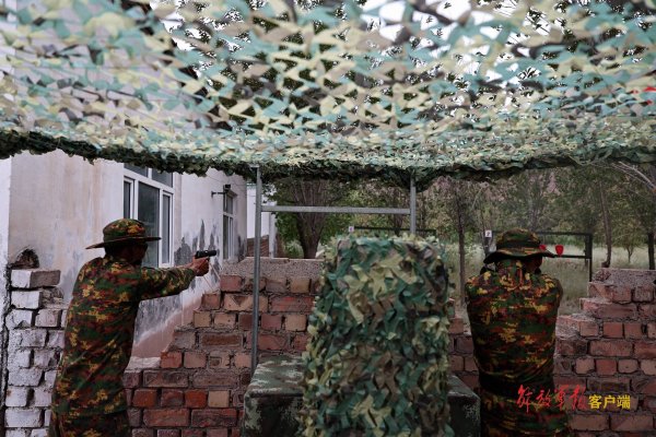 炒股配资选配 智能裁评辨毫厘——“锋刃-2025”国际狙击手射击竞赛见闻之三